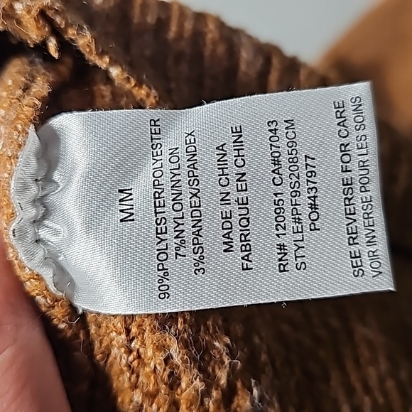 PINK Rose medium brown sweater - Picture 7 of 7